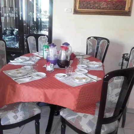 A Casa Di Sonja Bed & Breakfast 3*